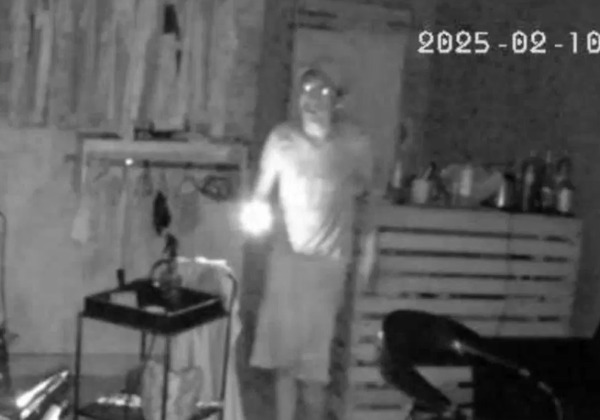 La Nación / Detienen a un hombre que hizo un boquete para ingresar a robar una peluquería