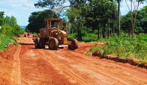 Mantenimiento de caminos vecinales mejora conectividad de comunidades de Concepción - .::Agencia IP::.