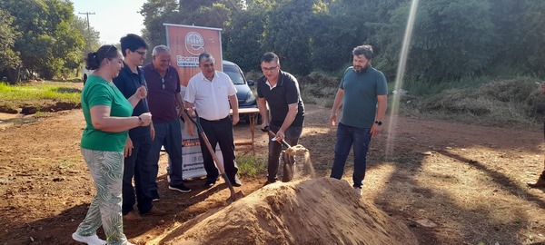 Entregan el 30% del aporte para la construcción de empedrados en el barrio Las Delicias de Encarnación