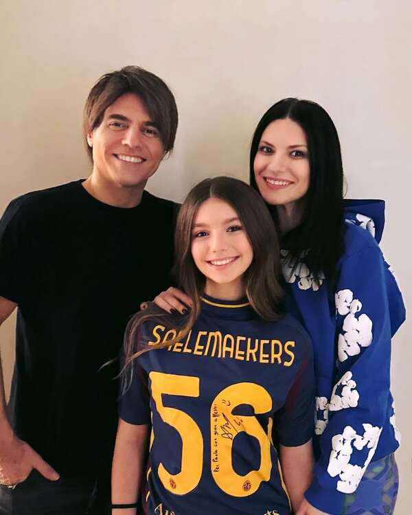 La hija de Laura Pausini cumplió 12. Leé el tierno mensaje de la orgullosa mamá - Gente - ABC Color