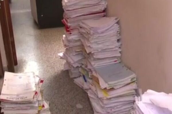 Allanan juzgados por fraude en la “Mafia de los Pagarés” - SNT