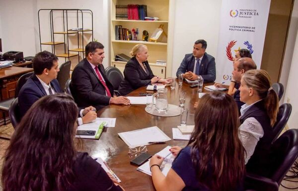 Reunión interinstitucional aborda ejes estratégicos para el control de causas
