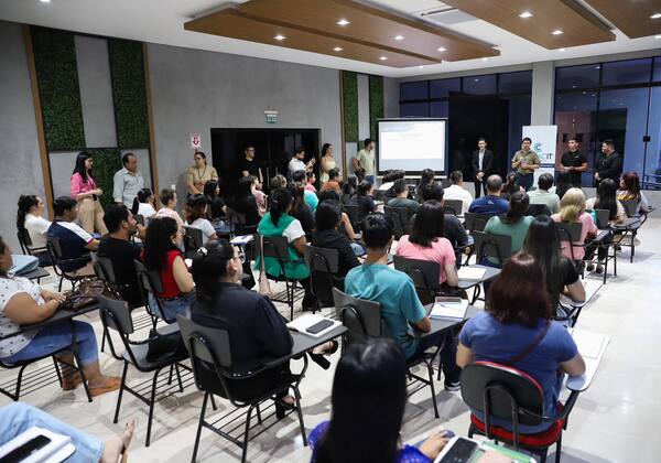 Capacitan a mujeres para implementar el programa “Hambre Cero” en Alto Paraná - ADN Digital