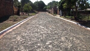 Municipalidad de Encarnación habilita 8 nuevas cuadras en el barrio Ka´aguy Rory