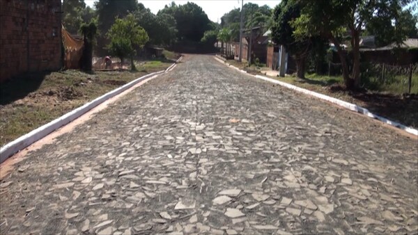 Municipalidad de Encarnación habilita 8 nuevas cuadras en el barrio Ka´aguy Rory