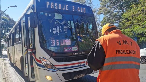 Calor extremo y buses sin aire: ¿Dónde denunciar?
