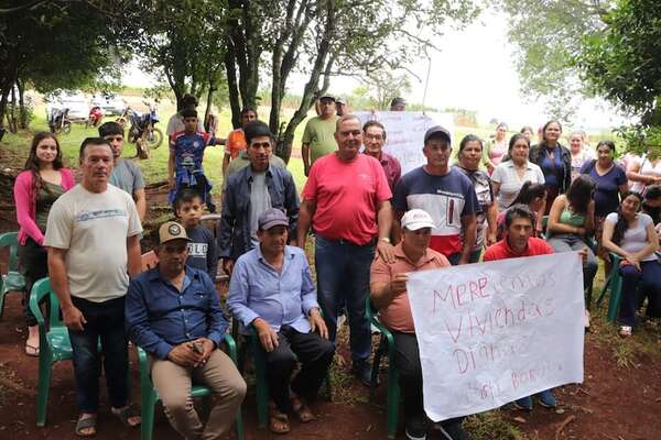 Dirigente social denuncia direccionamiento de subsidios para viviendas en Tomás Romero Pereira - Política - ABC Color