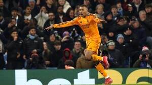 Mbappé vuelve a responder en su estadio fetiche