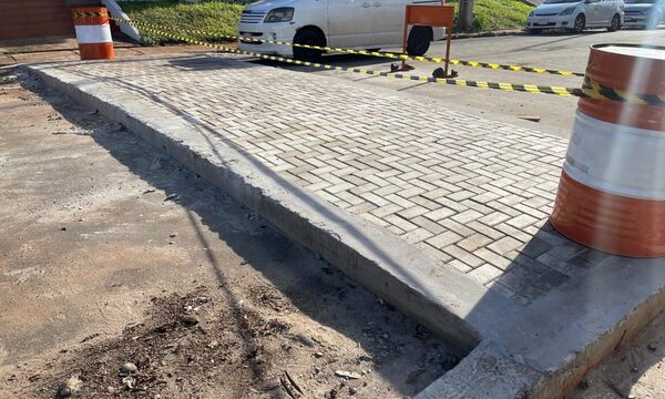 Anuncian cierre de calles por construcción de pasos peatonales elevados