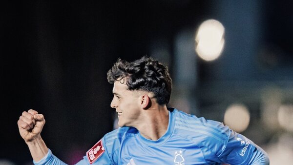 Ramón Sosa celebra en la FA Cup