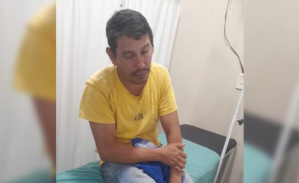 Hombre fue herido con un hacha durante un ataque frente a bodega