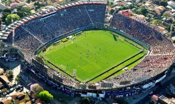 Olimpia ya eligió pagar la multa en lugar de ceder la mitad del Defensores para Cerro