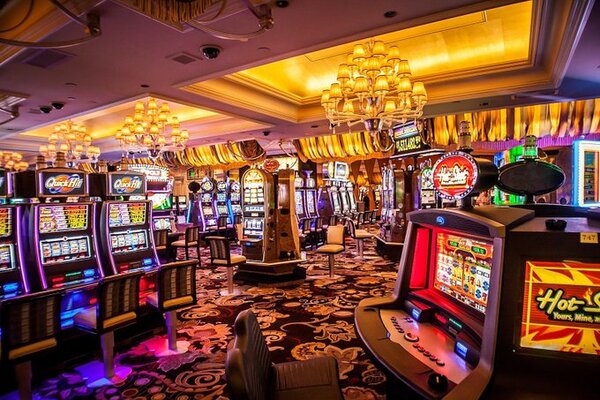 La trampa de los casinos: Diseñados para atrapar y fomentar la ludopatía » San Lorenzo PY