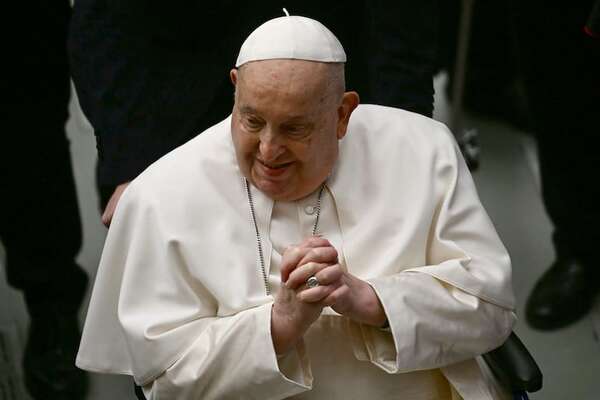 El papa insta a que se encuentren caminos de paz - Mundo - ABC Color