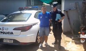 Detienen a un funcionario infiel que intentó robar tres celulares del local donde trabajaba – Diario TNPRESS