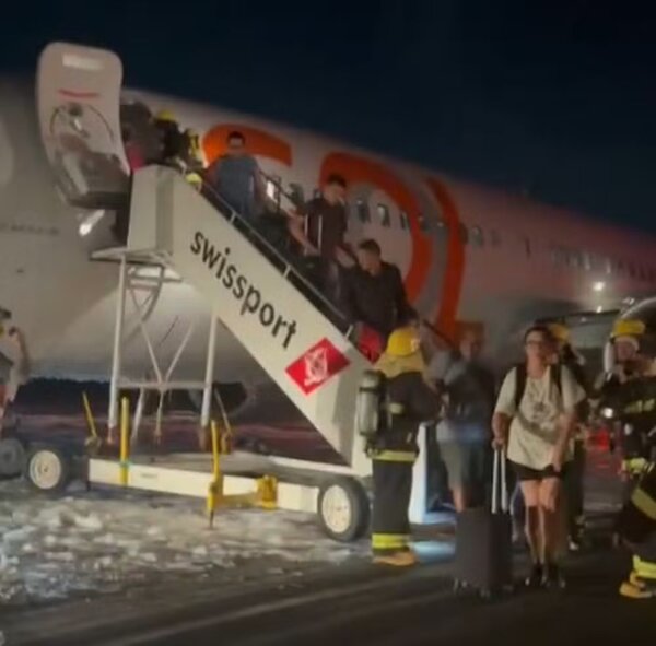 Avión impactó un vehículo durante el despegue en Río de Janeiro - 1000 Noticias