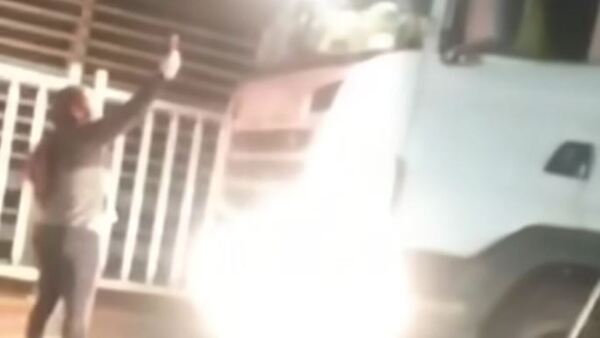 Camionero fue pillado por su doña viajando con otra