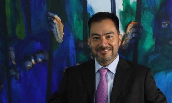 A economista le preocupa influencia política en la justicia para venida de inversionistas