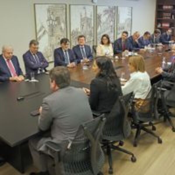 Fruto del lobby realizado por el presidente Peña, empresarios llegan a Paraguay :: Presidencia de la República del Paraguay