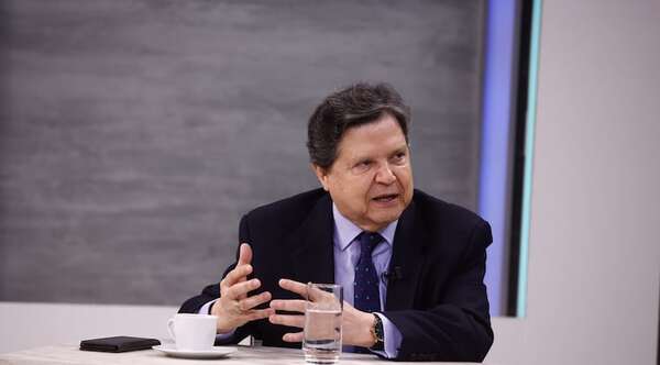 Euclides niega chats con Lalo y dice que no conoce a Pecci - Noticiero Paraguay