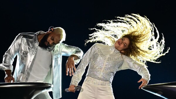 Shakira volvió a los escenarios con un gran show en Rio de Janeiro