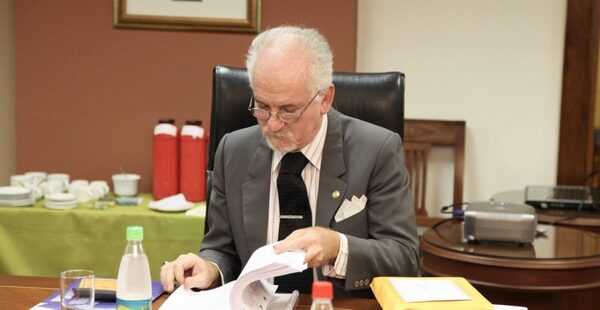 César Garay Zuccolillo es propuesto por el Ejecutivo para presidir el JEM - El Trueno