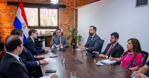 La Nación / Coordinan acciones para digitalización de registro civil de personas