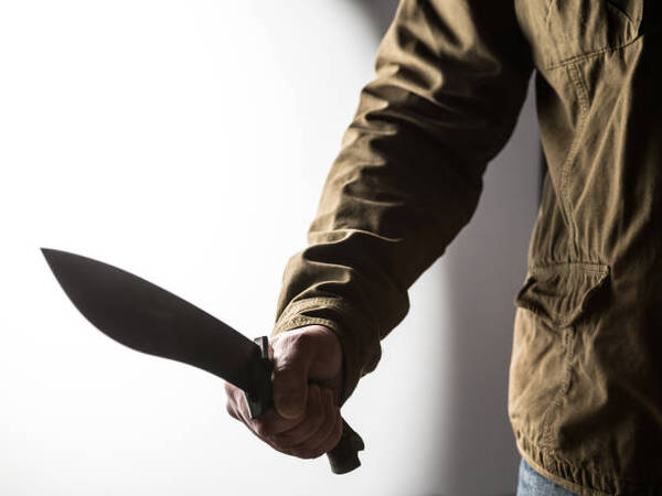 Brutal agresión: hombre fue atacado a machetazos por sus cuñados - Unicanal