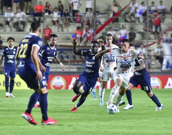 La formación de Nacional para enfrentar hoy a Alianza Lima - Nacional - ABC Color