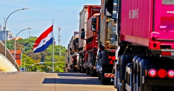La Nación / Transporte de granos se mantiene estable
