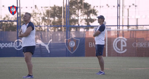 Variantes estratégicas en Cerro Porteño pensando en el duelo ante Recoleta FC