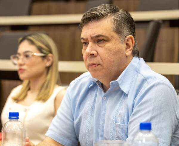 #LaMafiaManda: así se defendió el ministro Alcaraz tras ser vinculado a chats con Lalo Gomes - Nacionales - ABC Color