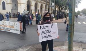 Crece número de “ninis” en Paraguay