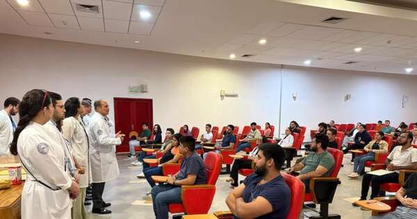 La Nación / Médicos postulantes rinden examen de admisión para residencias