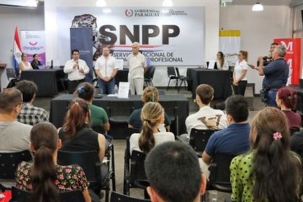 Expo Empleo del sector gastronómico reunió a más de mil postulantes en el SNPP - ADN Digital