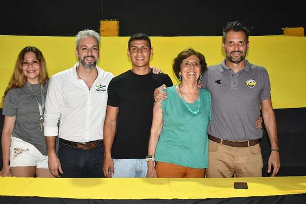 Recoleta, con aniversario de Primera - Fútbol - ABC Color
