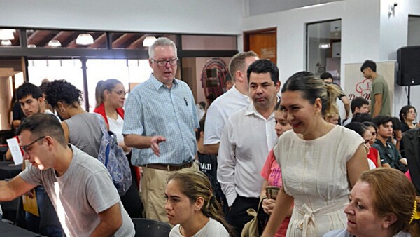 Alta convocatoria tuvo feria de empleo de gastronómicos