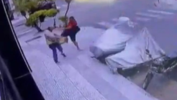 Abuelo cambista fue agredido en microcentro de Asunción
