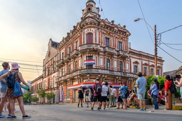 Senatur invita a participar del recorrido turístico “EnamorARTE” - trece