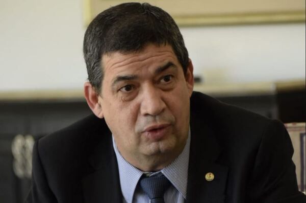 Velázquez admite que sabía sobre sospechas de lavado de dinero de hijo de Lalo Gomes - La Clave