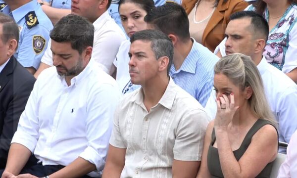 Una vez más, Peña evita hablar sobre chats de “Lalo” Gomes que involucran a dos de sus ministros