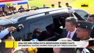 “No es el momento chicos”, dice Peña y sigue sin pronunciarse sobre chats - ABC Noticias - ABC Color