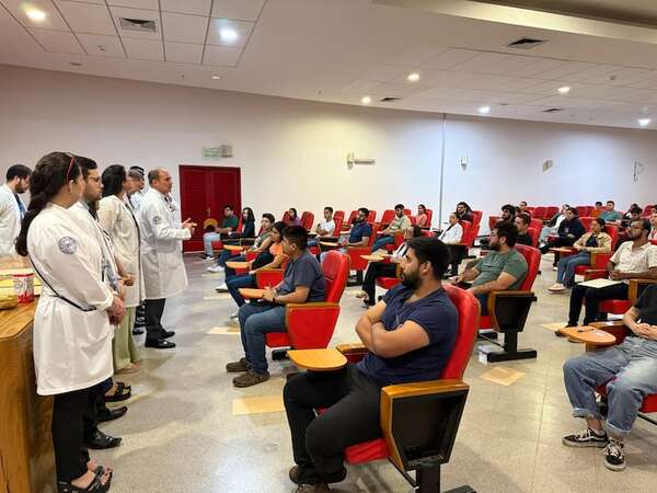 Más de 230 postulantes presentaron examen único de admisión para residencias en la Facultad de Ciencias Médicas - Nacionales - ABC Color