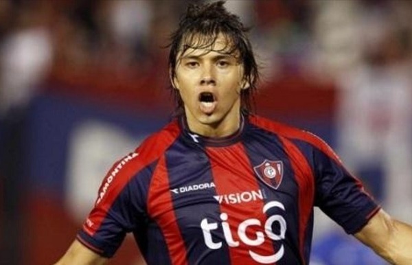 Di Tore pone en duda futuro regreso de Romero a Cerro Porteño