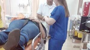 Una mujer cayó del micro tras discutir con el chofer