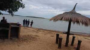 Itapúa: Mujer se tira al río Paraná para salvar a su hija, pero ambas terminan muertas