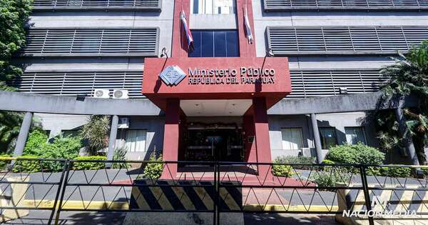 La Nación / No hay proceso fiscal contra Arévalo, afirma abogado