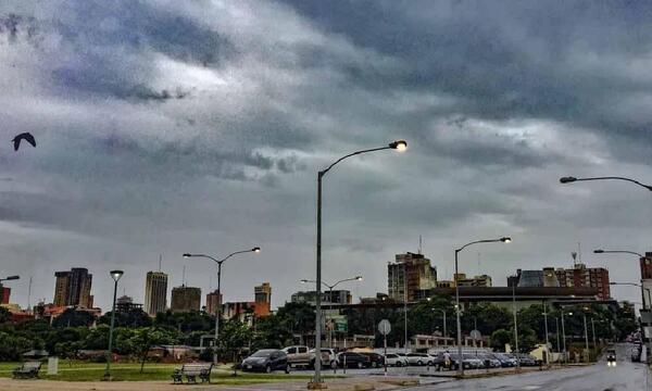 Tormentas avanzan hacia 10 departamentos de la región Oriental este jueves – Prensa 5