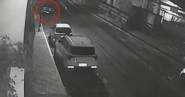Diario HOY | Llegó a su trabajo antes de amanecer y minutos después le robaron el auto