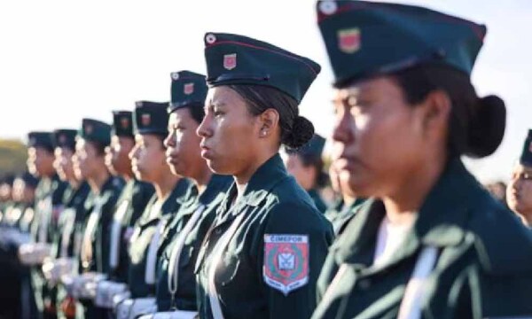 CIMEFOR celebra graduación de nuevos subtenientes y guardiamarinas de reserva – Prensa 5